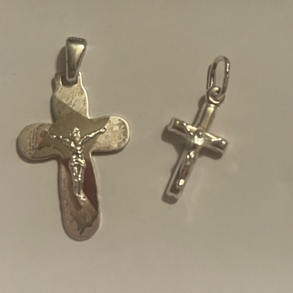 Silver Cross Pendant Set
